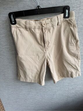 Vineyard Vines Boys performance shorts size 12